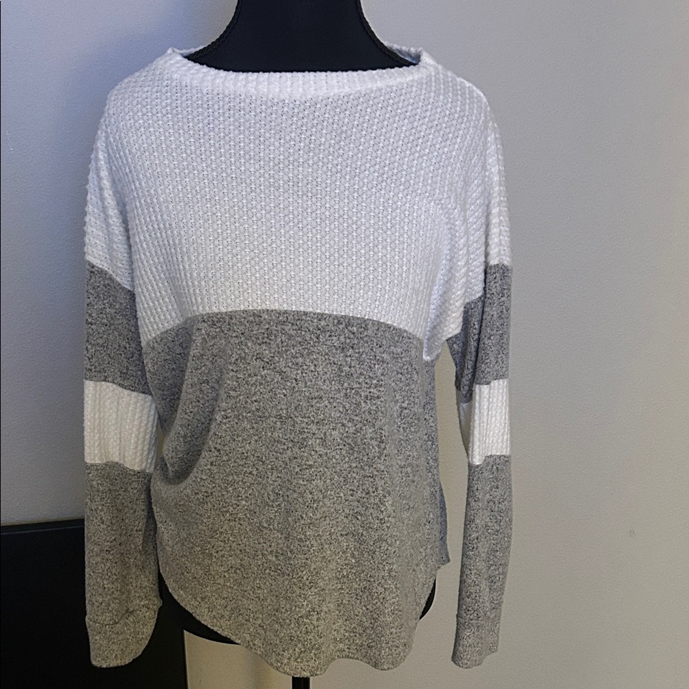 Blue Rain Two-Tone Gray and White Sweater